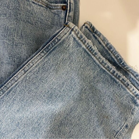 Abercrombie and Fitch The 90s Straight Ultra High Rise Destroyed NWT - Picture 6 of 14